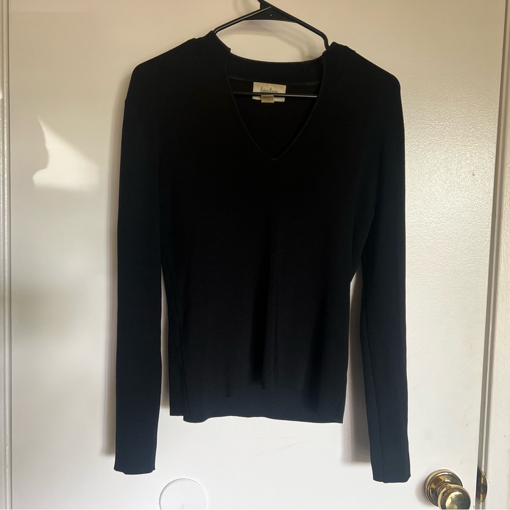 Neiman Marcus black long sleeve top Women’s size small